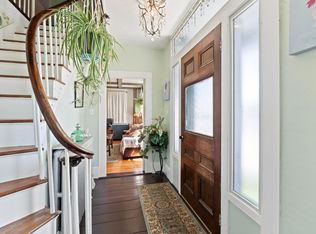 98 & 100 Main St, Winthrop, ME 04364