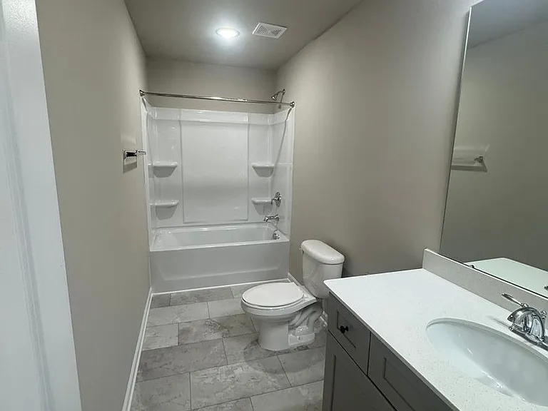2128 Clapham Ct — Photo 10