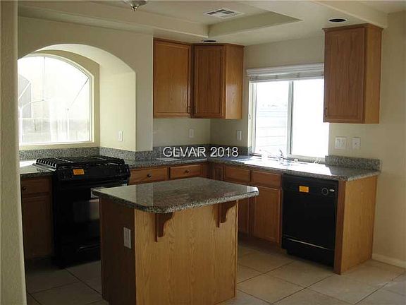 5th image of 10585 Medicine Bow St #0