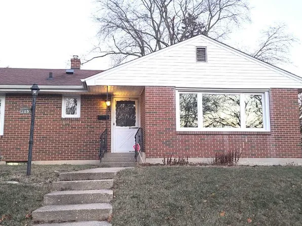 205 Fairview Blvd, Rockford, IL 61107