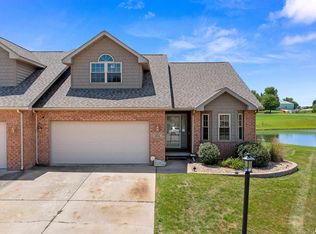 1834 Kingsbury Rd, Washington, IL 61571