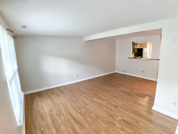 4th image of 4210 Sterlingworth Dr