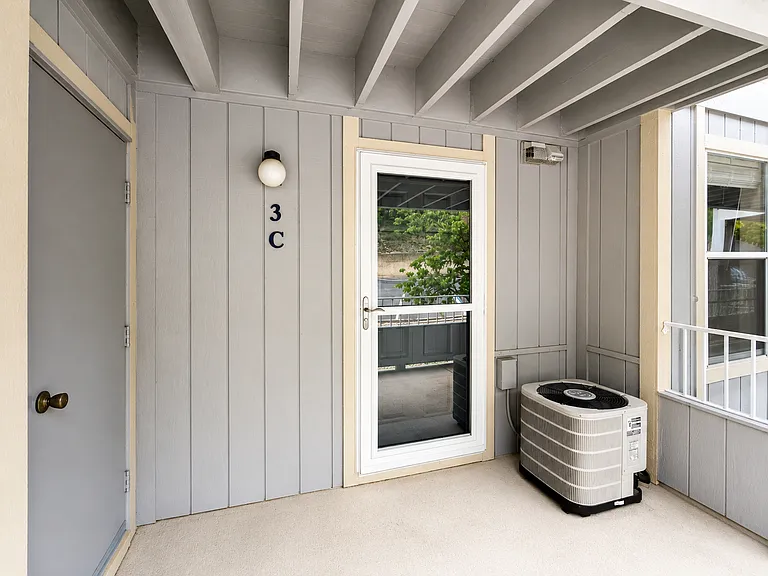 116 Regatta Bay Cir #3C — Photo 4