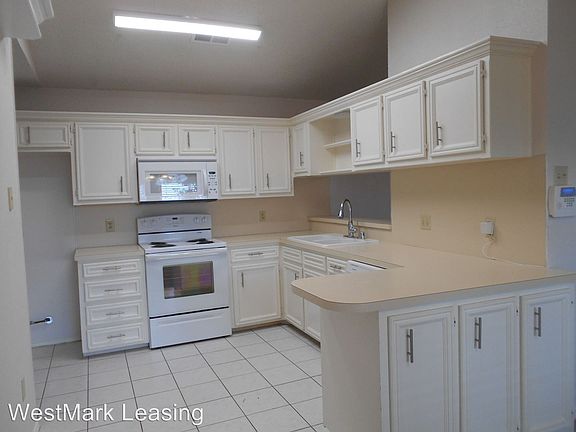 5th image of 6826 Frankford Ave