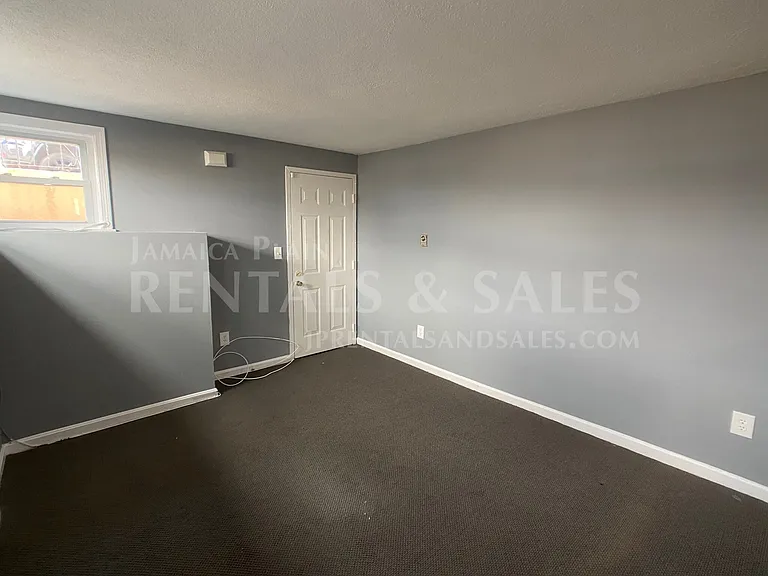 15 Pinedale Rd #4 — Photo 6