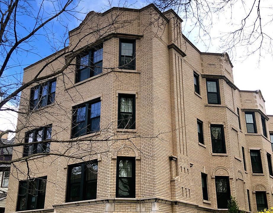 1st image of 5547 N Lakewood Ave APT 3B
