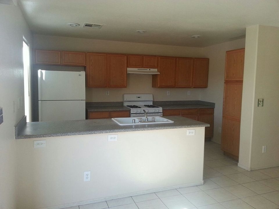 2nd image of 5945 Hudson Woods Ct