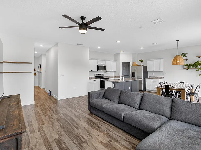 1044 Kelly Fern Loop — Photo 11