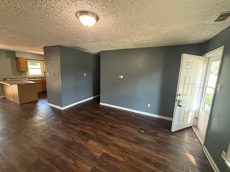 3365 Hartston Dr — Photo 2