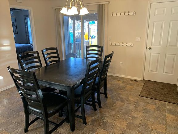 4th image of 108 Woodman Dr
