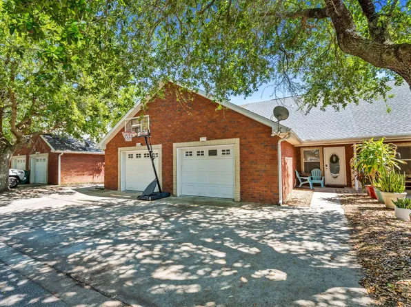 1000 Airport Rd Unit 123, Destin, FL 32541
