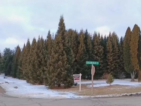 Greenfield Dr #1, New London, WI 54961