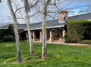 1365 Rucker Ave, Gilroy, CA 95020