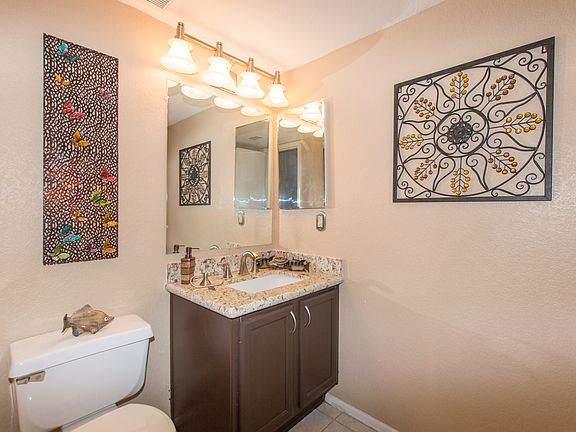 3rd image of 4542 E Amberwood Dr