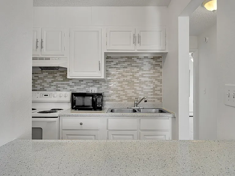 1285 Wolff St #3 — Photo 8
