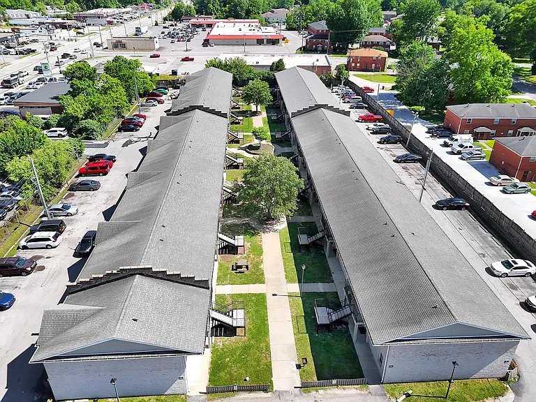 Jacobs Landing Apartments — Photo 36
