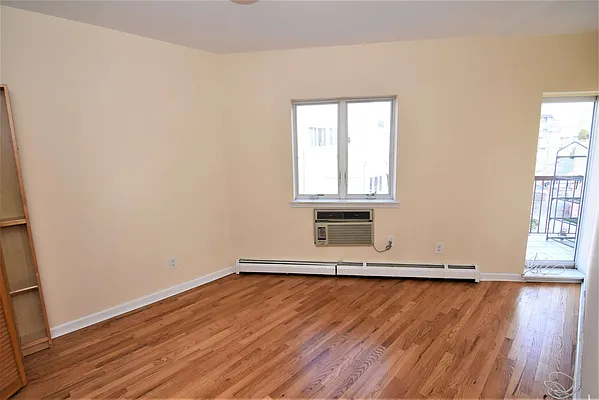 Sold by Ilite Realty Inc | media 18