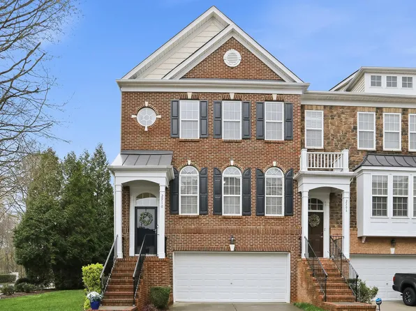 2510 Silverpalm St, Raleigh, NC 27612