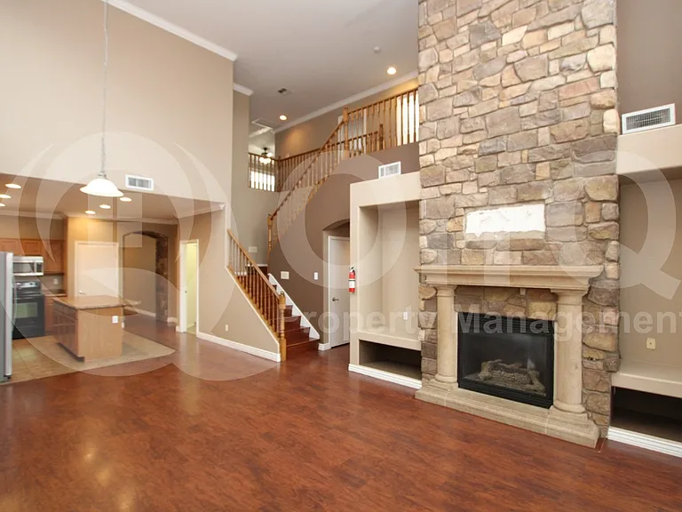 2920 W Angel Way — Photo 4