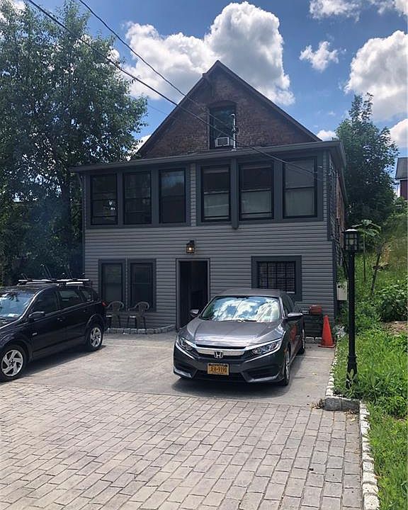 1st image of 55 Hudson Ave #2E