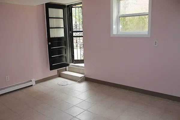 Rented by H.P. Greenfield Real Estate | media 3