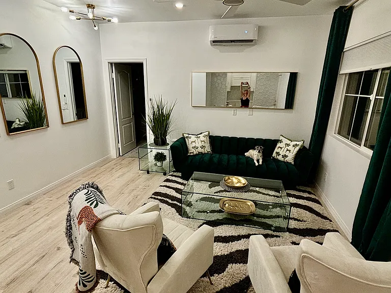 Woodside Ct — Photo 1