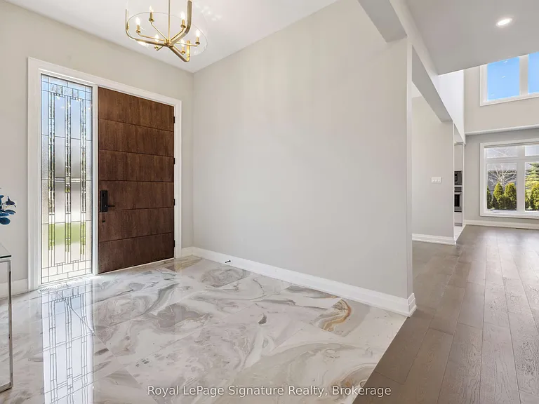 115 Rankins Cres — Photo 3