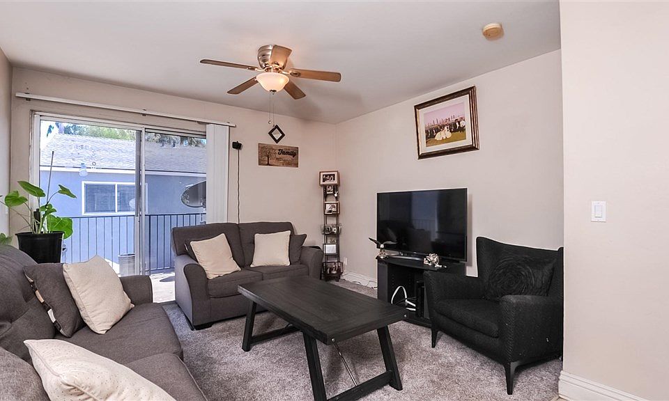 1st image of 4427 Tremont St #16