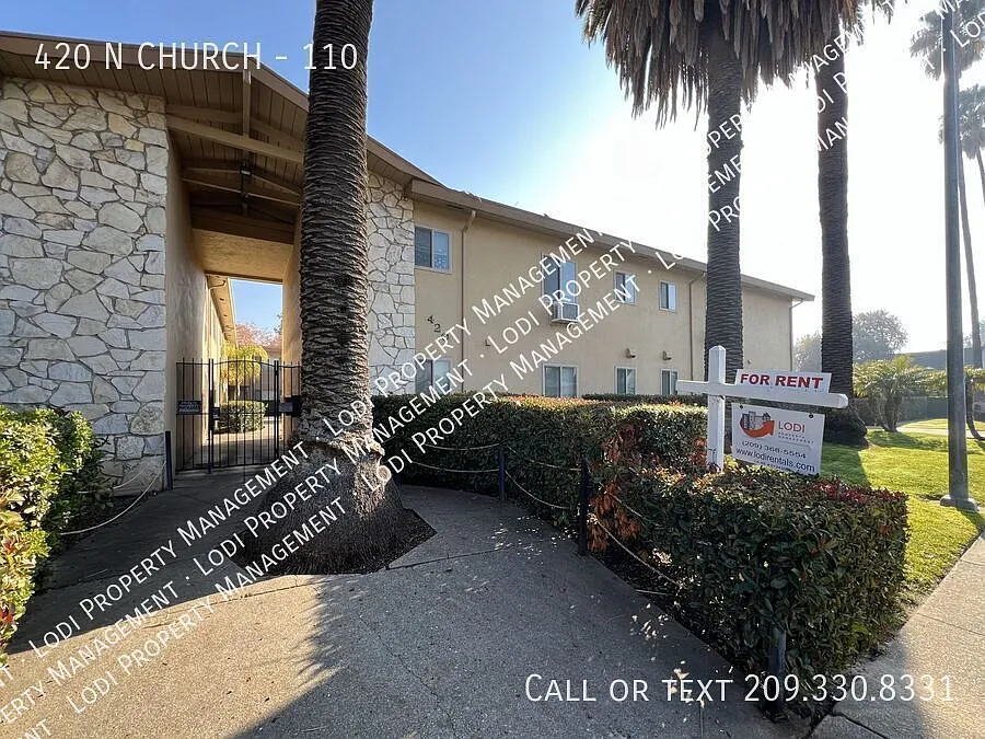 420 N Church St #110