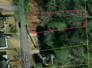 2370 Lumpkin St, East Pt, GA 30344