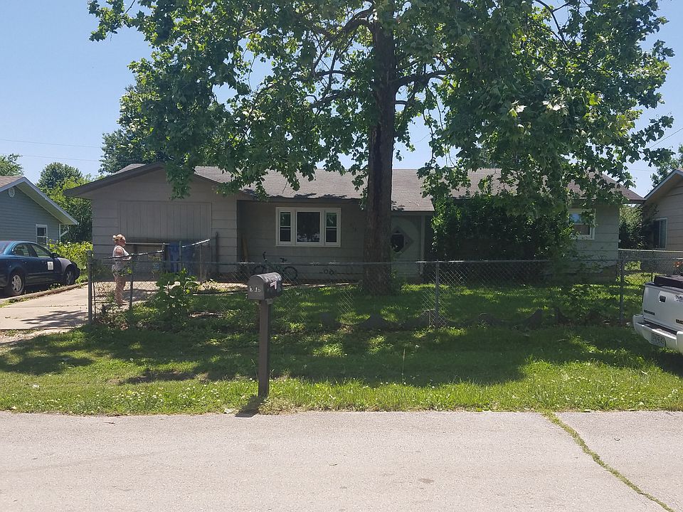 Front of house -4