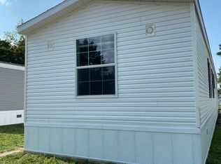 301 N Snell St #26, Blue Mound, IL 62513