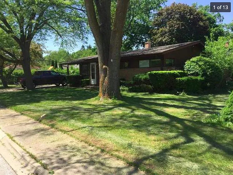 916 Dell Rd photo 1