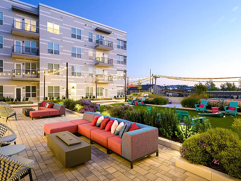 V2 Apartments — Photo 45