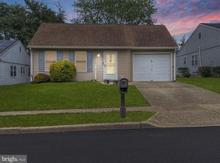15 Gramercy Pl, Southampton, NJ 08088