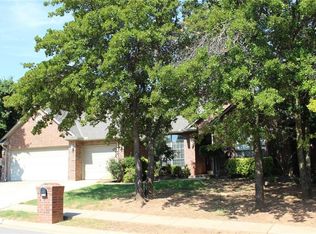 2625 Buckhorn Dr, Edmond, OK 73034