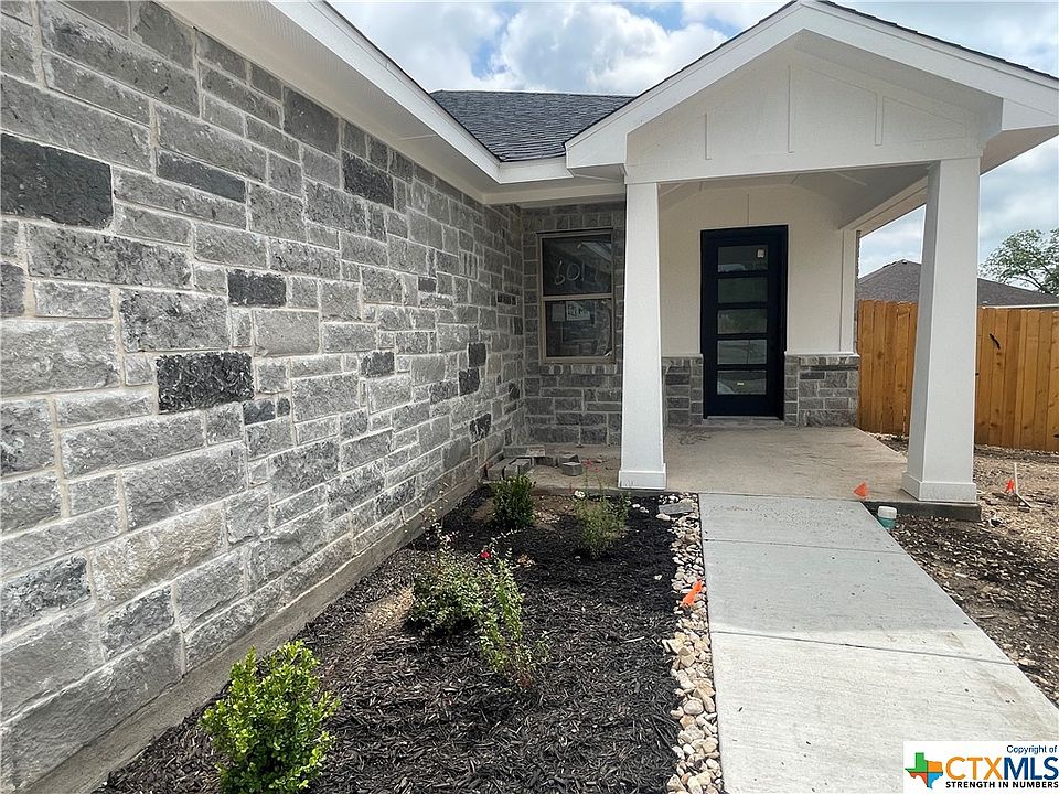 2nd image of 6019 Tivoli Rd