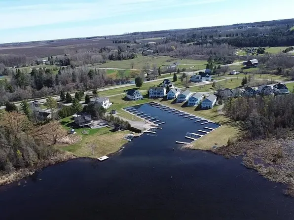 7484 Huckleberry Ln, Kewadin MI