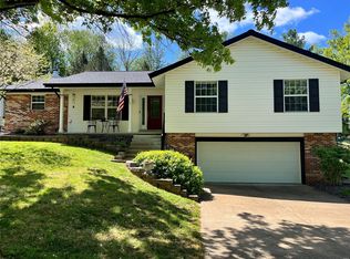 4730 McIlroy Dr, Saint Louis, MO 63128