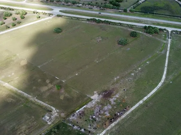 16886 Us Highway 27 #1, Moore Haven, FL 33471