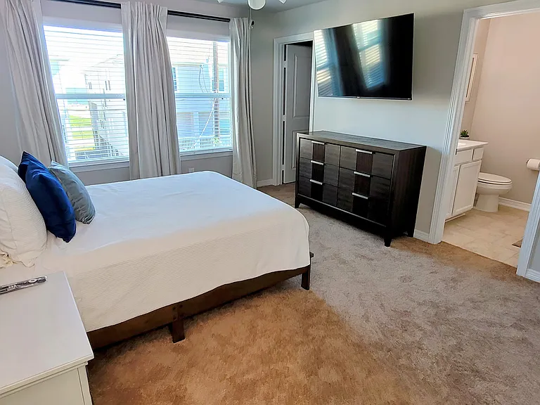 710 Lee Ave — Photo 18
