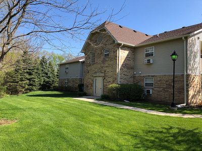 1570 W Sand Bar Ct UNIT 2B, Round Lake Beach, IL, 60073