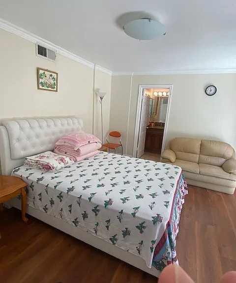 1015 Arcadia Ave — Photo 3
