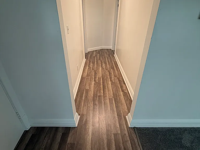 6285 Creston Ave — Photo 2