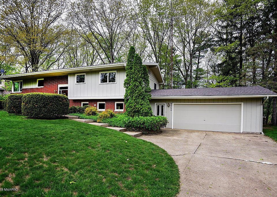 1st image of 2954 Windsor Dr