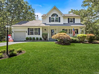 4 Charter Court, Manorville, NY, 11949