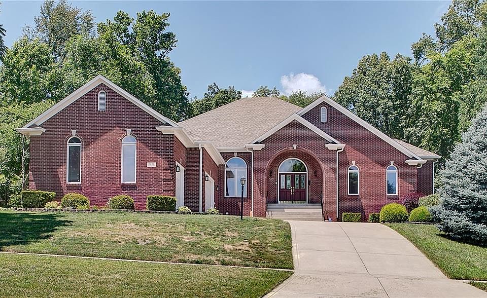 1st image of 7438 Killarney Dr