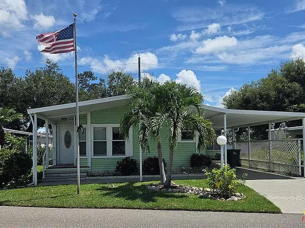 1211 46th Ave E, Bradenton, FL 34203