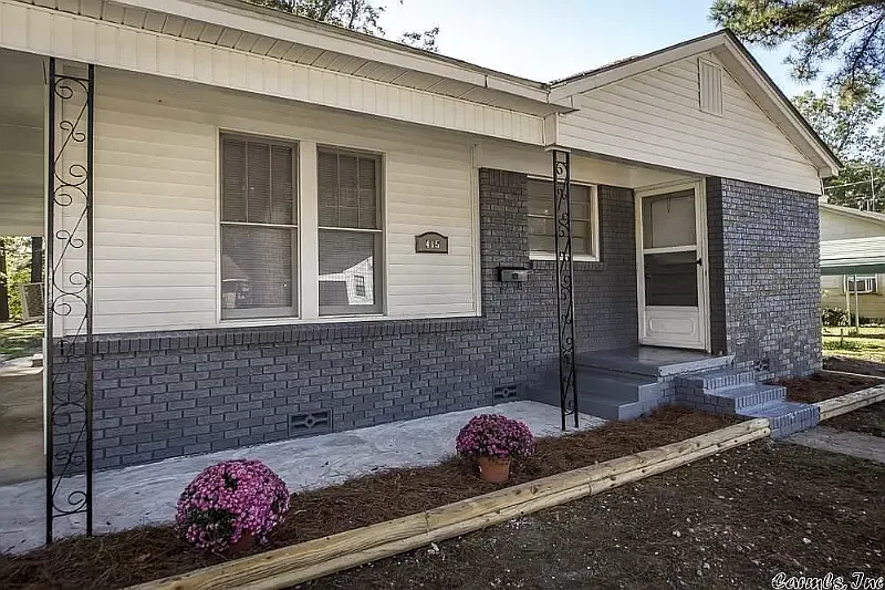 Lonoke — Photo 4