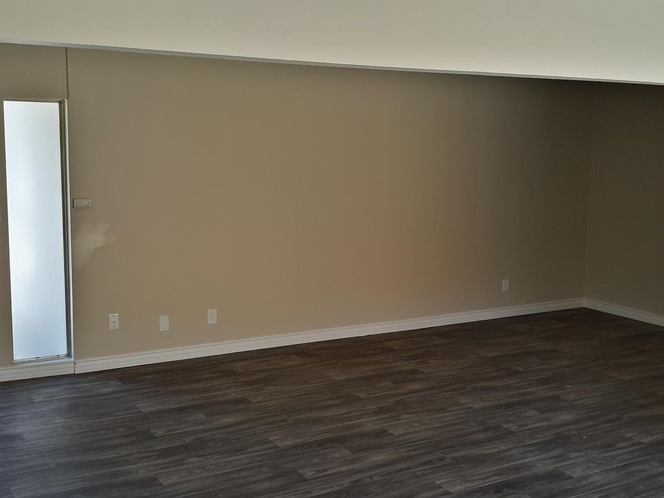 1st image of 2711 Manos Dr APT 11